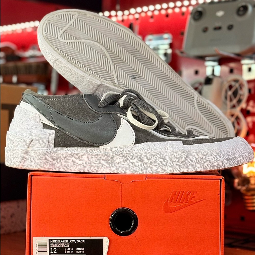 Nike Blazer Low Sacai iron grey size 12 - Picture 2 of 8